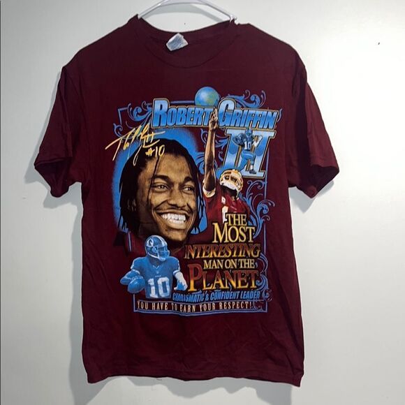 Robert Griffin III Maroon Graphic T-Shirt - Picture 1 of 3